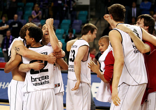 运作往往依 运作往往依