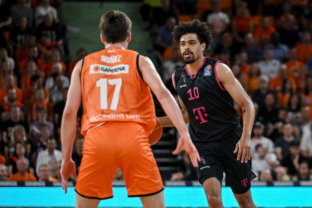 班牙队的重 班牙队的重