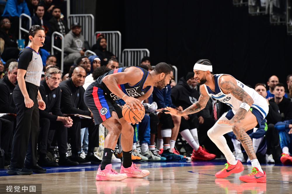 献了一场 献了一场