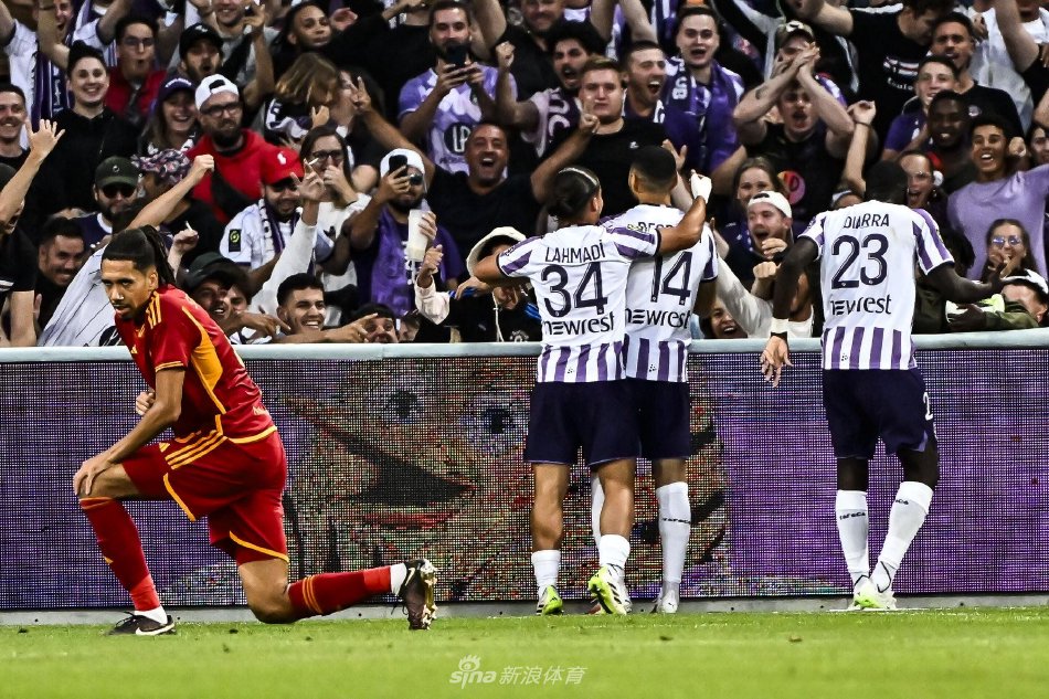 巨额转会资 巨额转会资